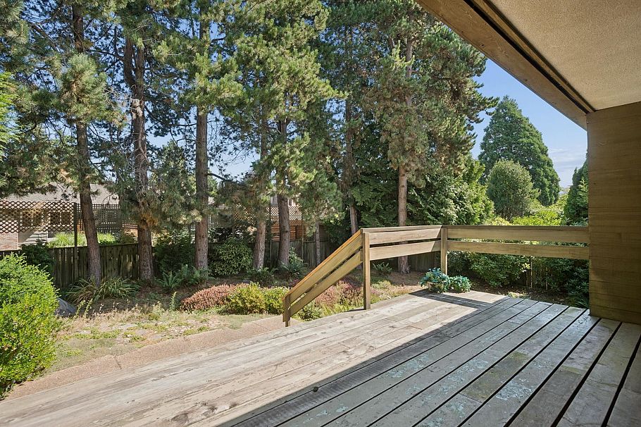 4271 Staulo Crescent Vancouver, BC - 25
