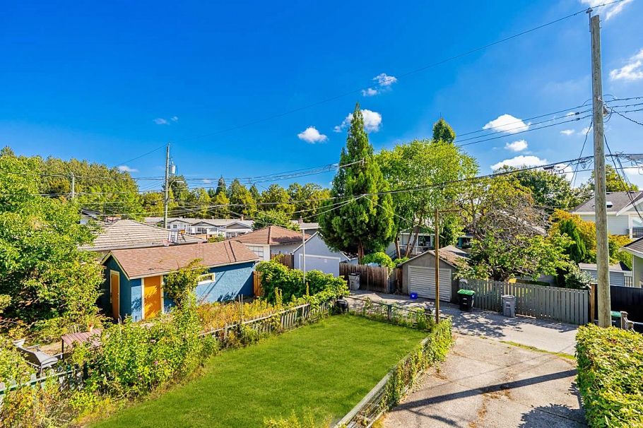 6216 Prince Albert Street Vancouver, BC - 26