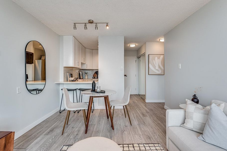 1401 1146 Harwood Street Vancouver, BC - 17