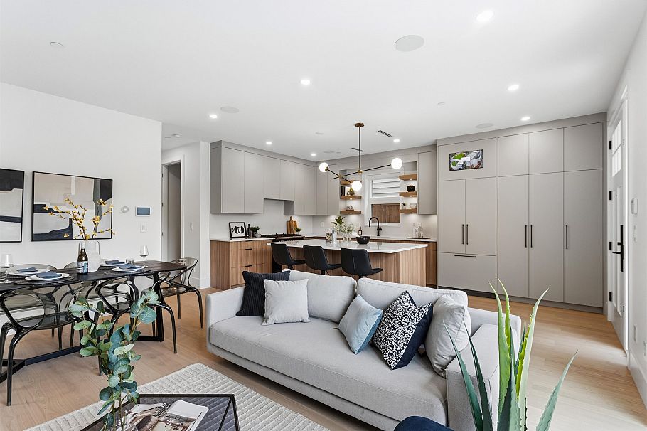 1 2258 Napier Street Vancouver, BC - 7