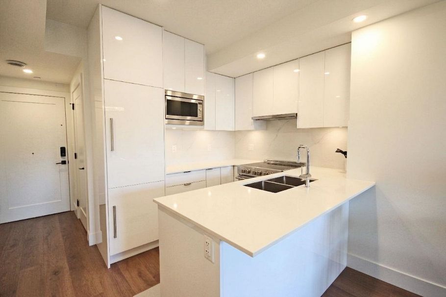 105 5399 Joyce Street Vancouver, BC - 3