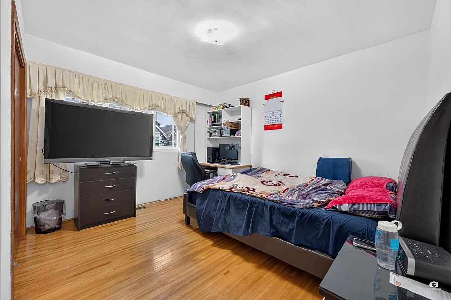 1828 Parker Street Vancouver, BC - 16