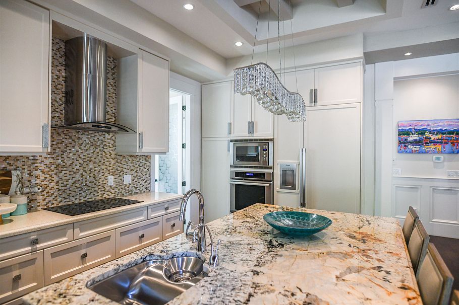 3085 W 49 Avenue Vancouver, BC - 7