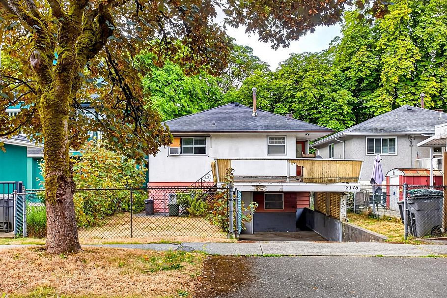 2175 Waverley Avenue Vancouver, BC - 29
