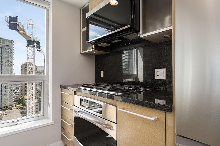 1503 833 Seymour Street Vancouver, BC - 8