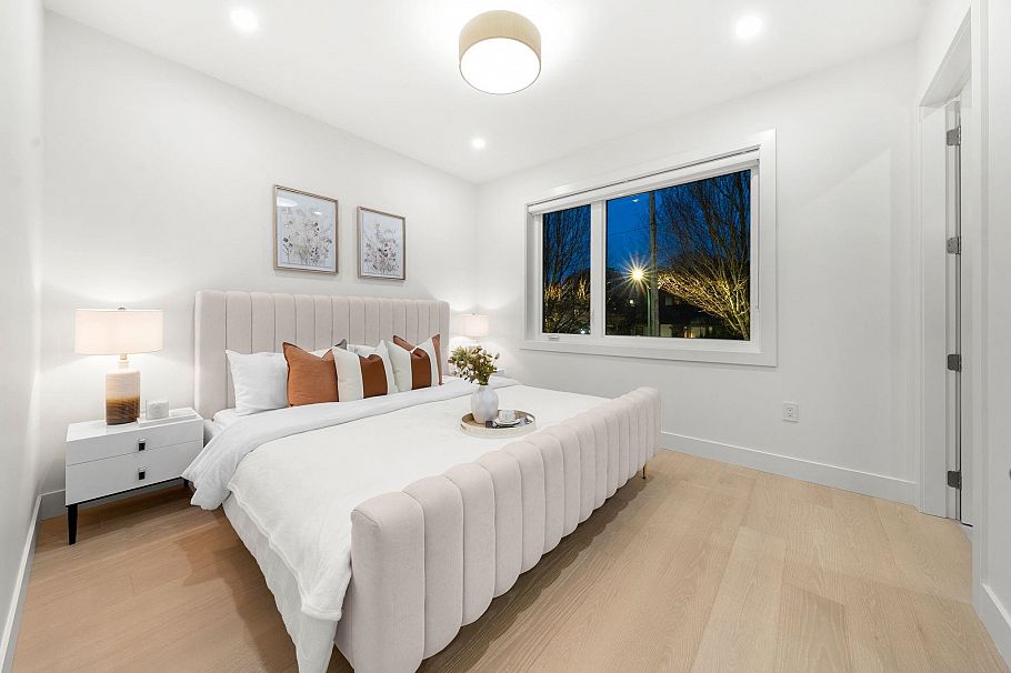 1 1582 E 2nd Avenue Vancouver, BC - 22