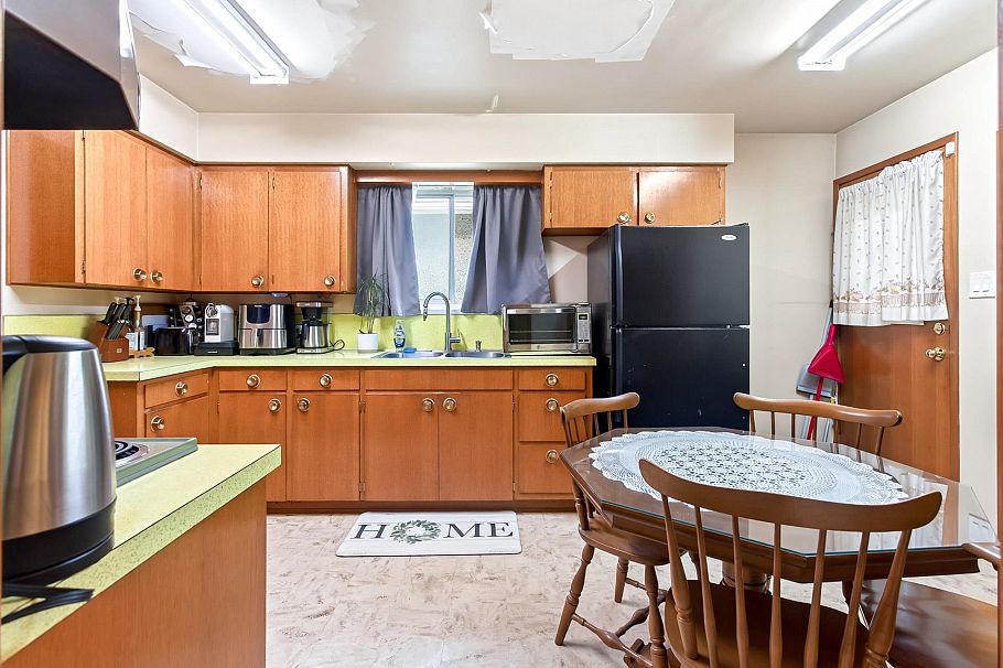 2175 Waverley Avenue Vancouver, BC - 16