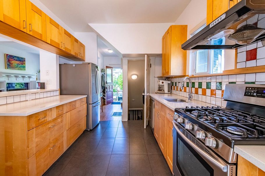 816 E 30th Avenue Vancouver, BC - 15