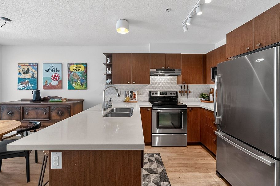 222 4550 Fraser Street Vancouver, BC - 12