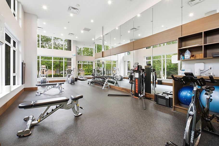 504 1295 Conifer Street North Vancouver, BC - 23