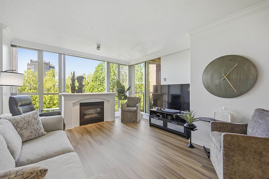 403 1575 W 10th Avenue Vancouver, BC - 9