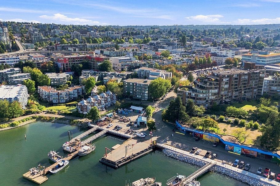 105 1510 W 1st Avenue Vancouver, BC - 1