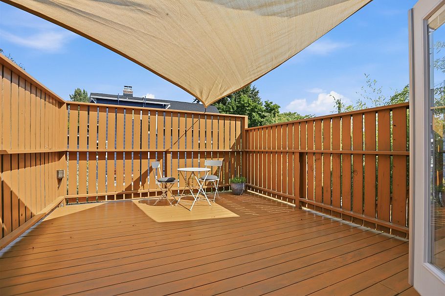 375 E 28th Avenue Vancouver, BC - 12