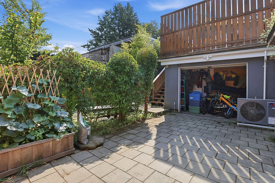 375 E 28th Avenue Vancouver, BC - 34