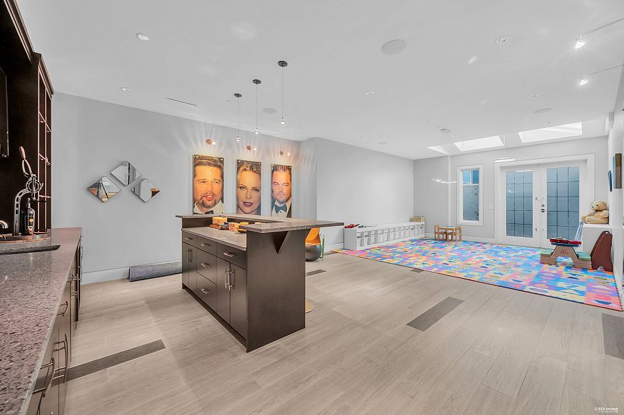 4055 W 39th Avenue Vancouver, BC - 22