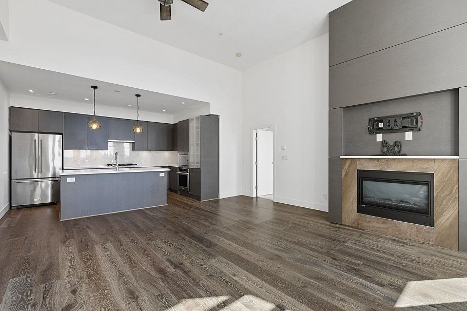 507 3602 Aldercrest Drive North Vancouver, BC - 10