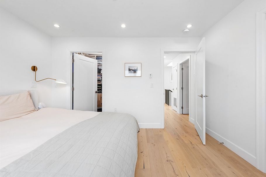 5059 Sherbrooke Street Vancouver, BC - 16