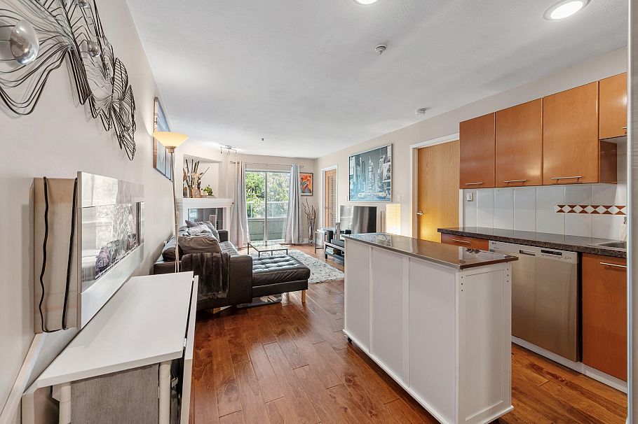 211A 1823 W 7th Avenue Vancouver, BC - 16