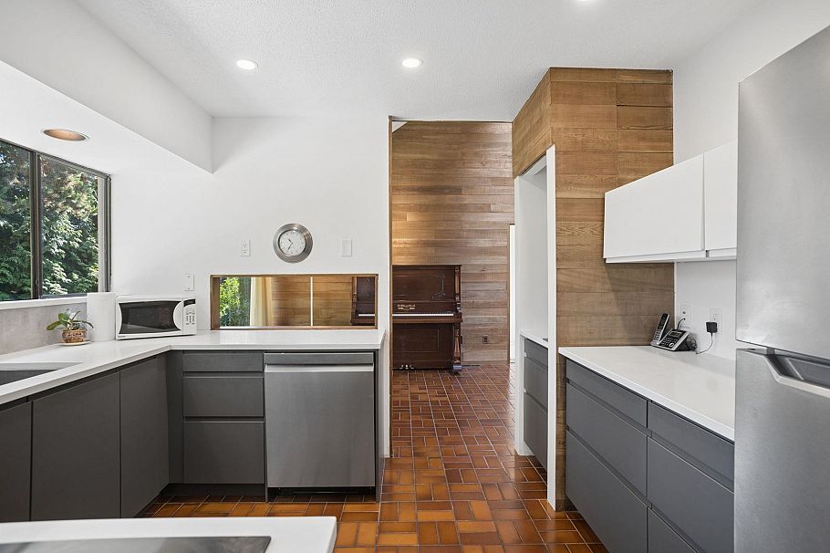 4271 Staulo Crescent Vancouver, BC - 20