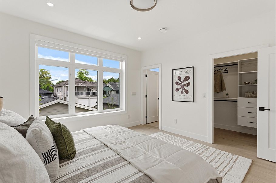 2 2258 Napier Street Vancouver, BC - 12