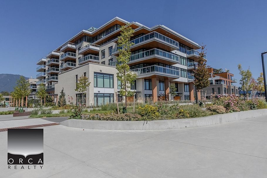 107 777 HARBOUR WAY, North Vancouver BC V7P 0G2 North Vancouver, BC - 1