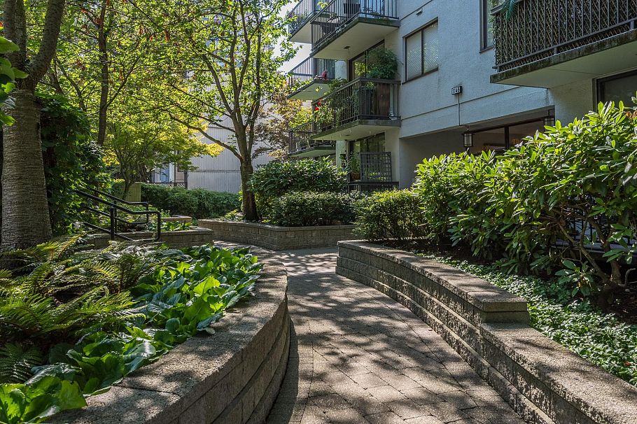 1401 1146 Harwood Street Vancouver, BC - 10