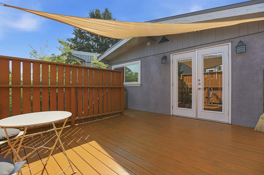 375 E 28th Avenue Vancouver, BC - 14