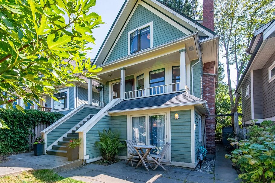 816 E 30th Avenue Vancouver, BC - 1