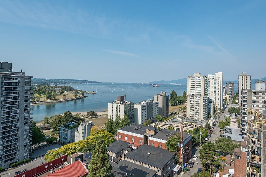 1401 1146 Harwood Street Vancouver, BC - 4