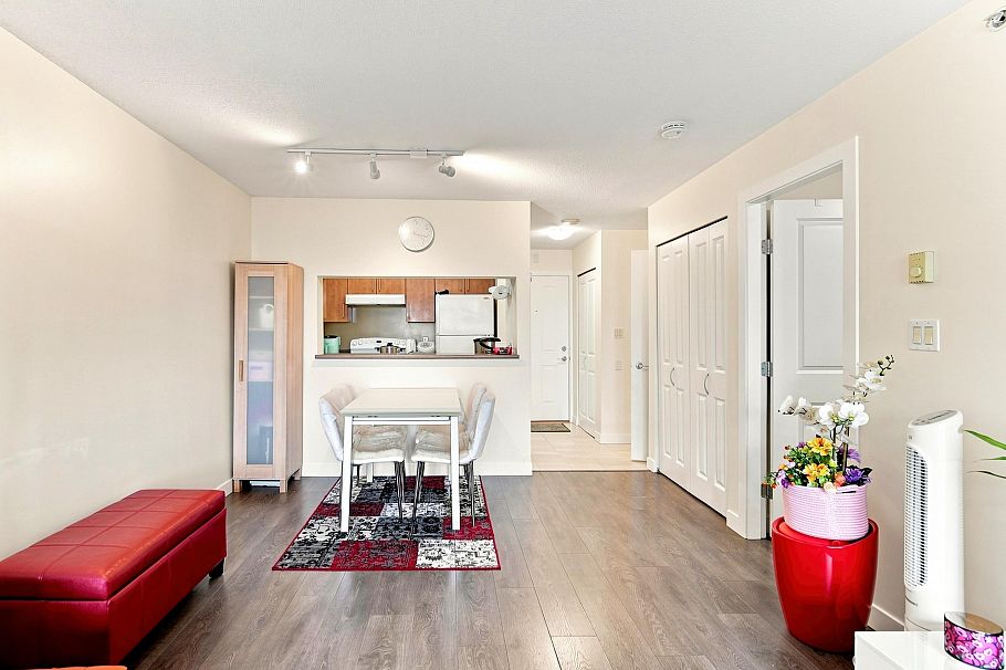 506 5380 Oben Street Vancouver, BC - 5