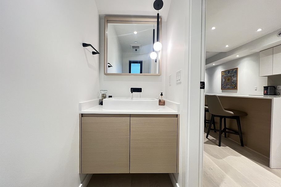 34 530 W 28th Avenue Vancouver, BC - 19