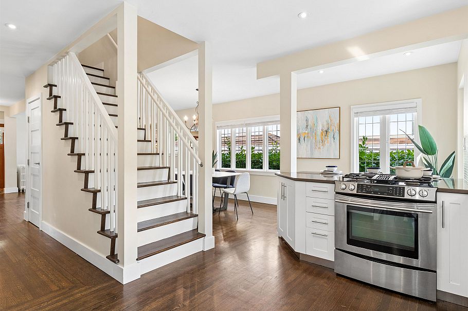 908 W 21st Avenue Vancouver, BC - 13