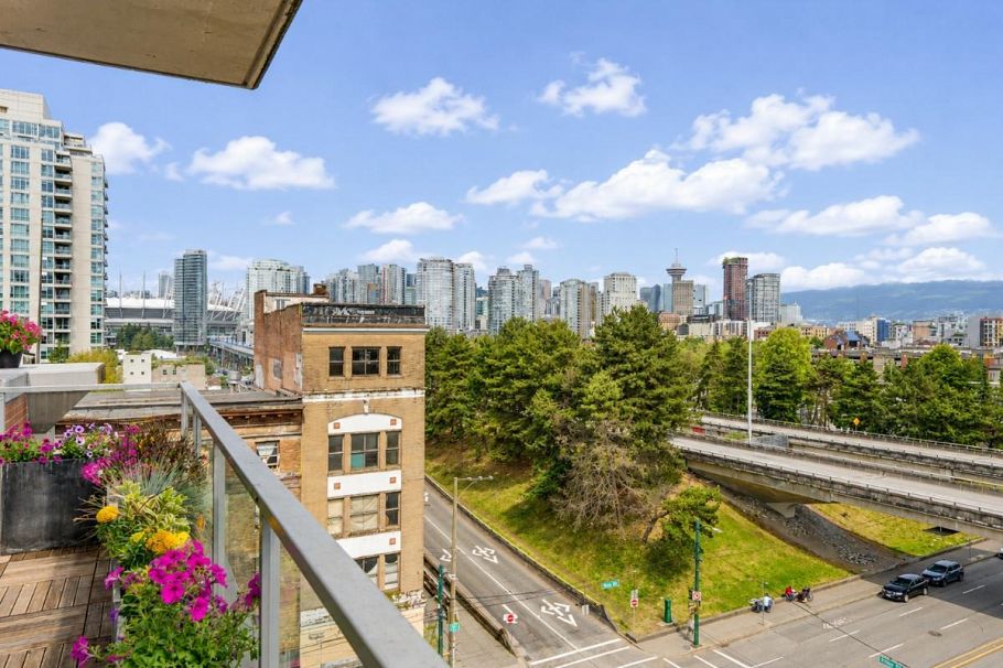 801 919 Station Street Vancouver, BC - 26