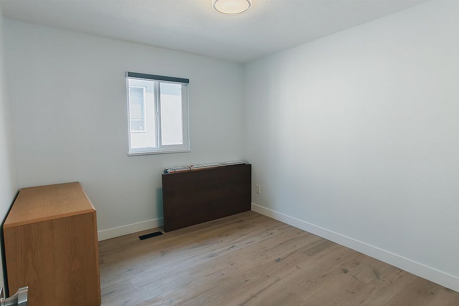5863 Joyce Street Vancouver, BC - 8