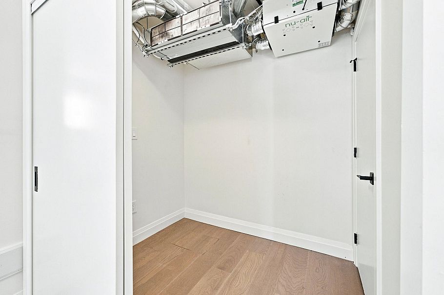 6170 Granville Street Vancouver, BC - 21