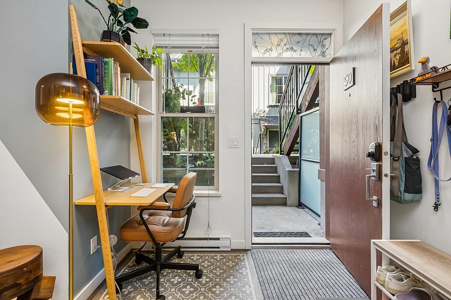 50 433 Seymour River Place North Vancouver, BC - 25