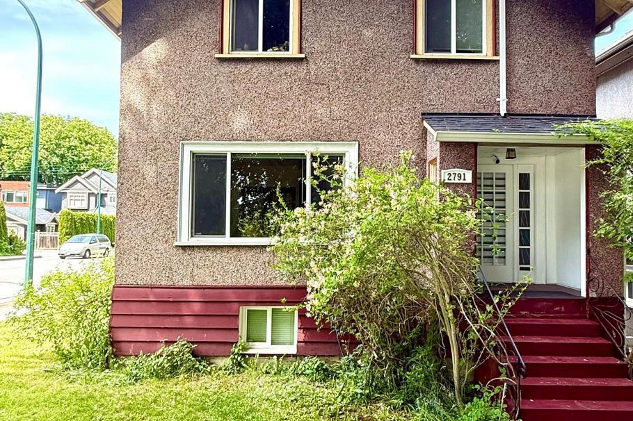 2791 W 13th Avenue Vancouver, BC - 1