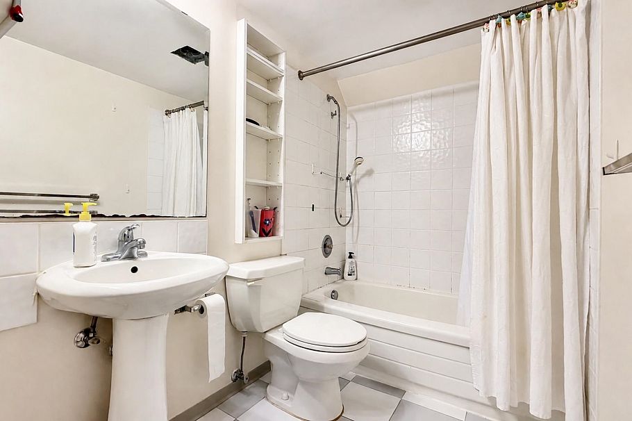 3847 W 23rd Avenue Vancouver, BC - 20
