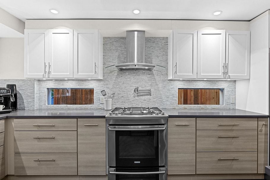 1208 Rosewood Crescent North Vancouver, BC - 4