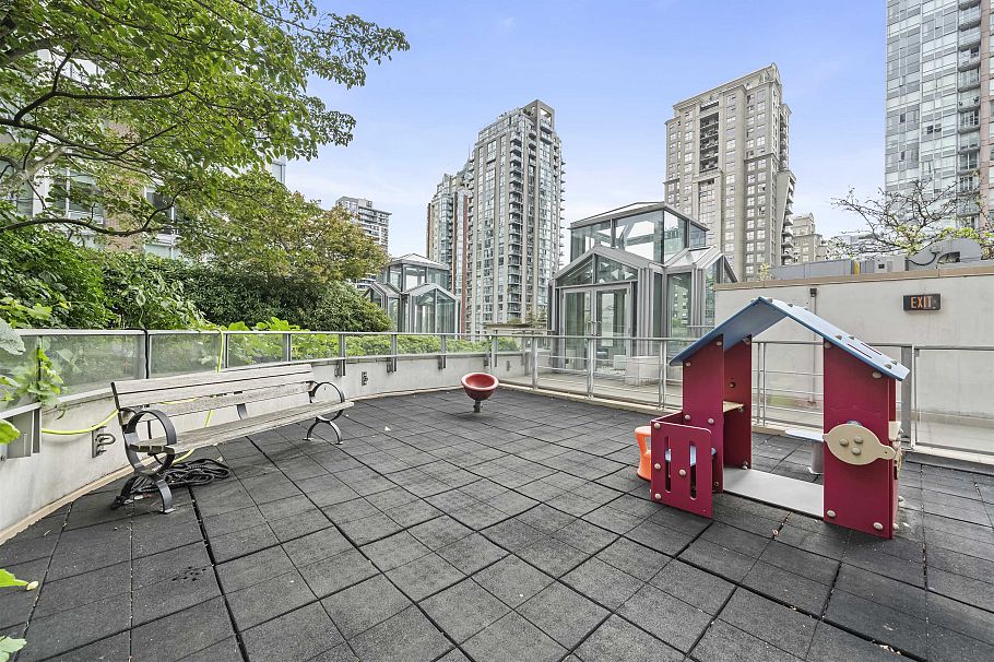 2505 565 Smithe Street Vancouver, BC - 32