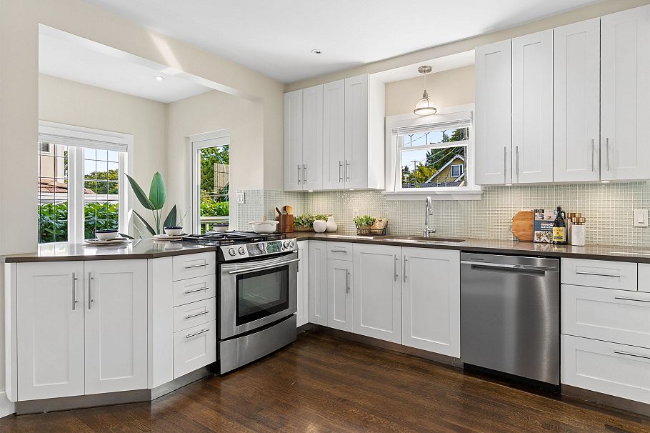 908 W 21st Avenue Vancouver, BC - 7