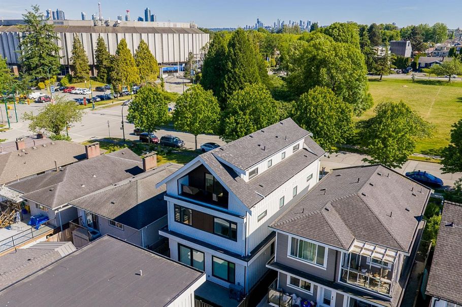 1 2875 Cambridge Street Vancouver, BC - 35