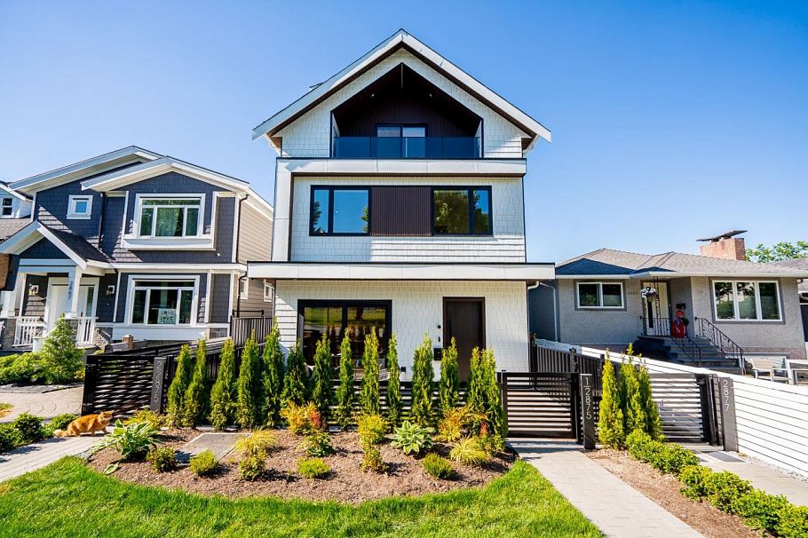 1 2875 Cambridge Street Vancouver, BC - 3