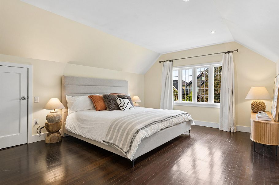 908 W 21st Avenue Vancouver, BC - 14