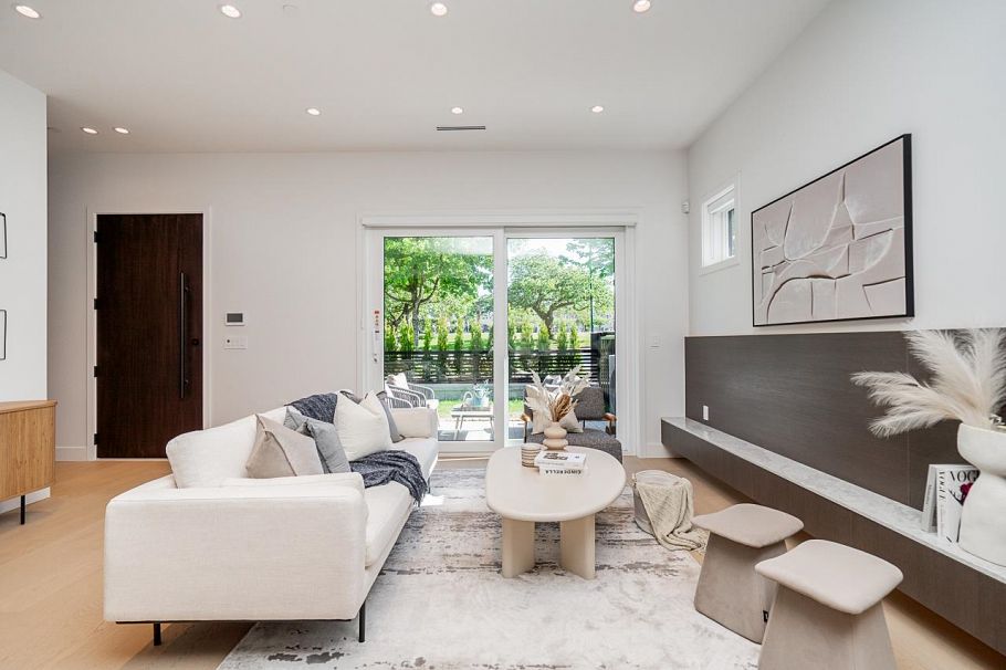 1 2875 Cambridge Street Vancouver, BC - 13