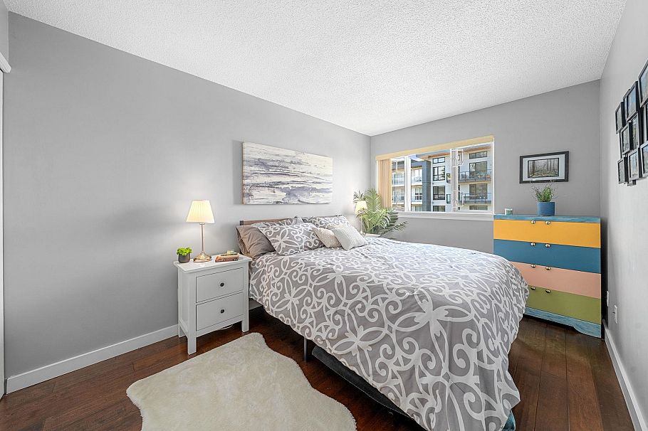 302 140 E 4th Street North Vancouver, BC - 18