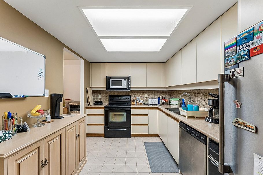 404 1470 Pennyfarthing Drive Vancouver, BC - 20