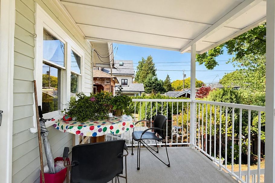 3847 W 23rd Avenue Vancouver, BC - 23
