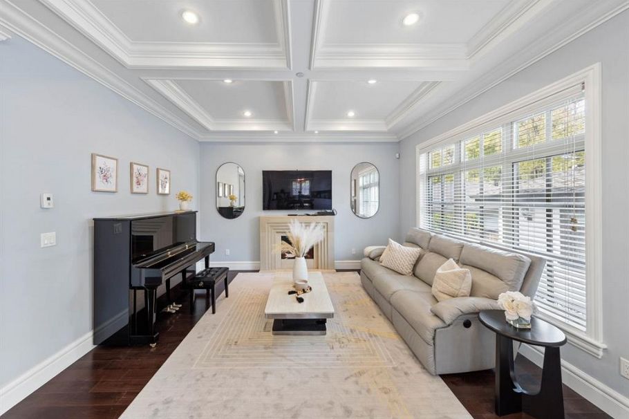 3587 W 38th Avenue Vancouver, BC - 14