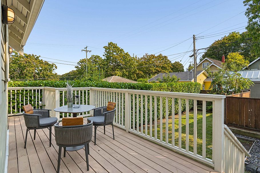 908 W 21st Avenue Vancouver, BC - 33